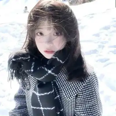 隗逸馨